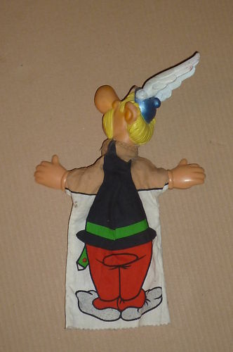 asterix marionette cesar R.jpg